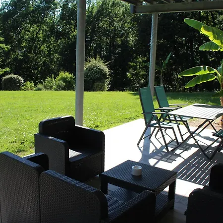 Vue Sur Les Pyrenees Appartement *